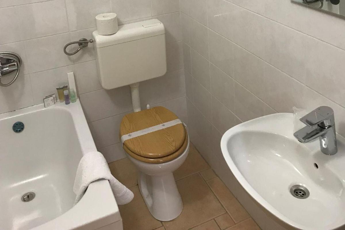 Berulia Rooms Brela Ngoại thất bức ảnh